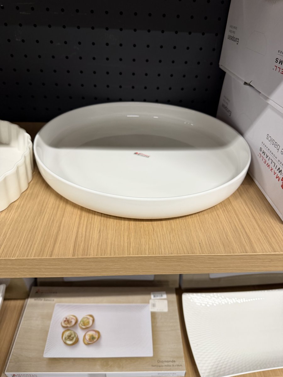 Maxwell & Williams White Basics Oval Serving Bowl